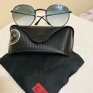 Round Gradient blue - Black sunglasses